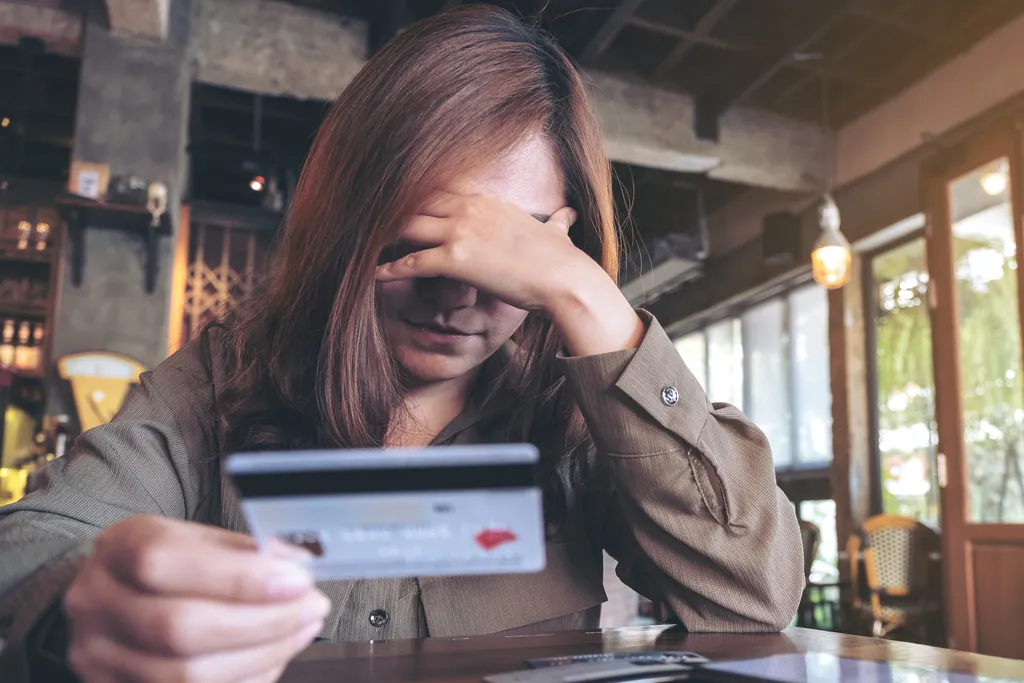 pago mínimo tarjeta Costa Rica